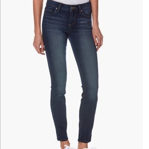 Women’s Paige skinny Jeans- Size 24